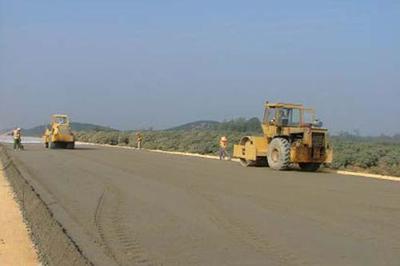 水稳层在道路建设中的重要性及其与混凝土的关系