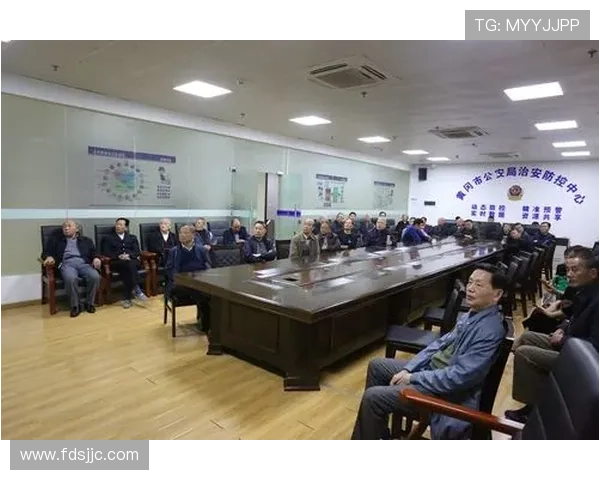 星光璀璨,情暖警营——重温2013公安部春晚的温情与力量